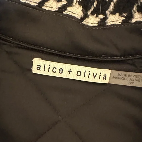 Alice + Olivia Susan Quilted Vegan Leather Coat - Picture 3 of 6